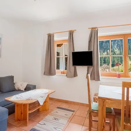 Comfortable In With Garden *