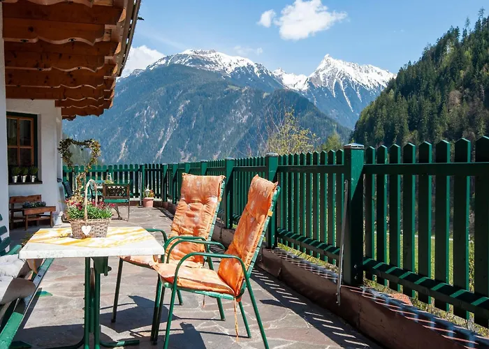 Apartamento Comfortable In With Garden Mayrhofen