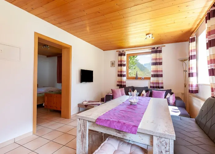 Comfortable In With Garden Apartamento Mayrhofen